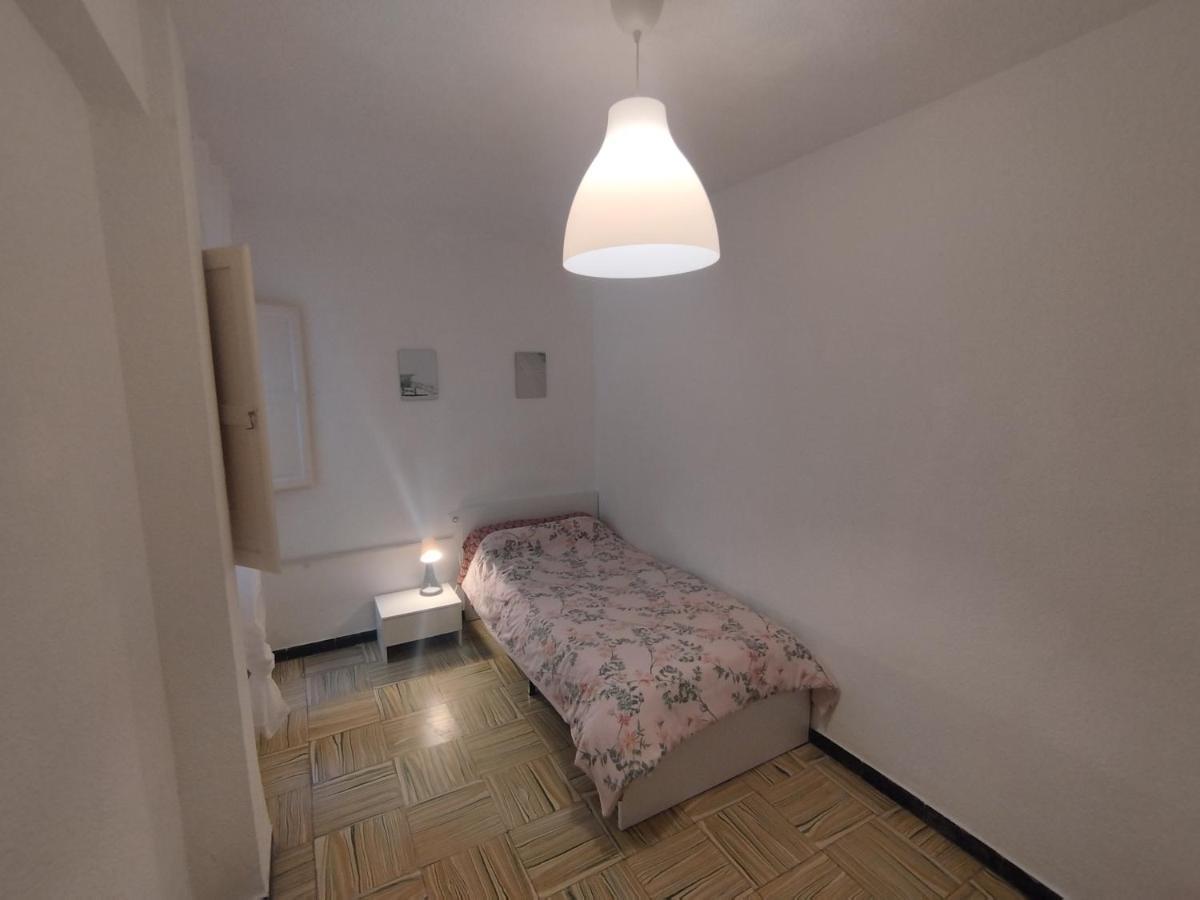 Habitaciones Cerca Del Centro Alicante Kültér fotó