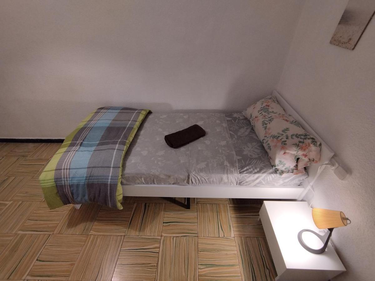 Habitaciones Cerca Del Centro Alicante Kültér fotó
